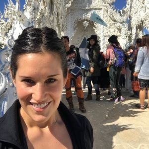 Meet your Posher, Dana